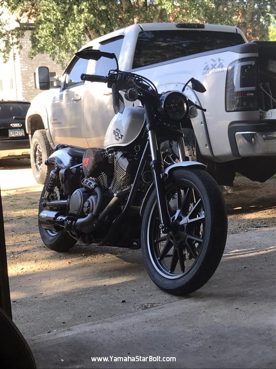 Yamaha bolt headlight grill hotsell